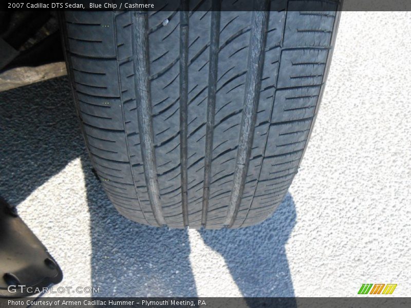 Blue Chip / Cashmere 2007 Cadillac DTS Sedan