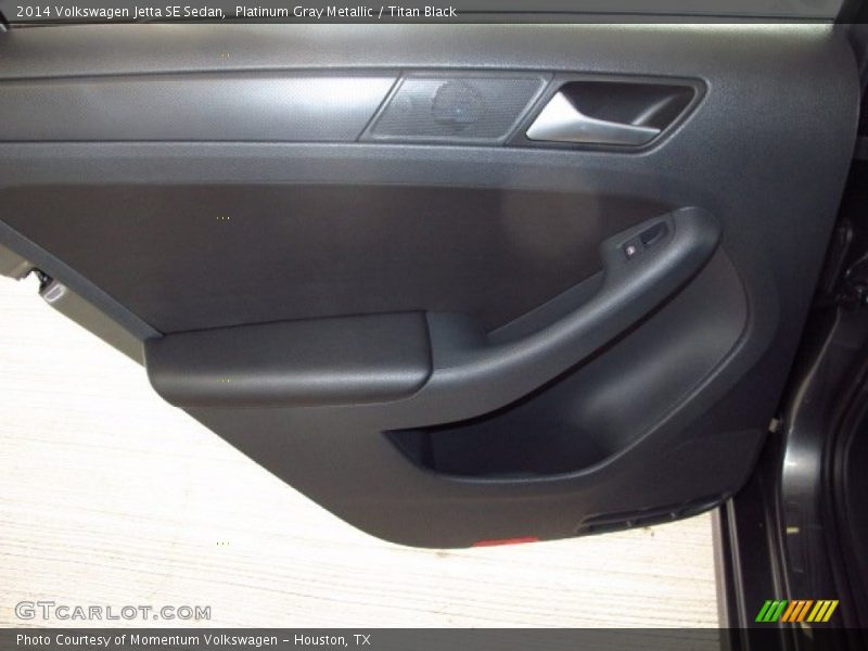 Platinum Gray Metallic / Titan Black 2014 Volkswagen Jetta SE Sedan
