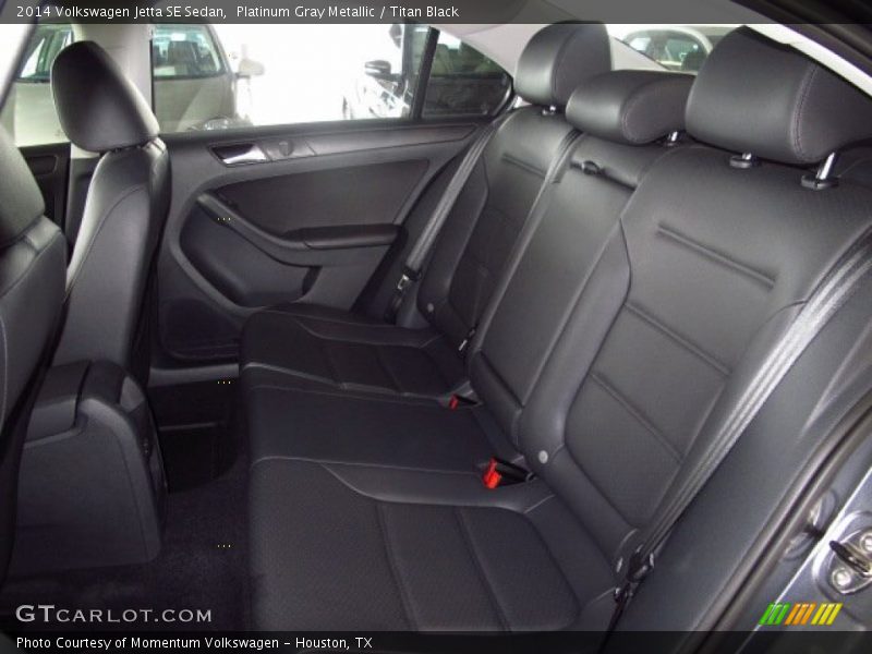 Platinum Gray Metallic / Titan Black 2014 Volkswagen Jetta SE Sedan