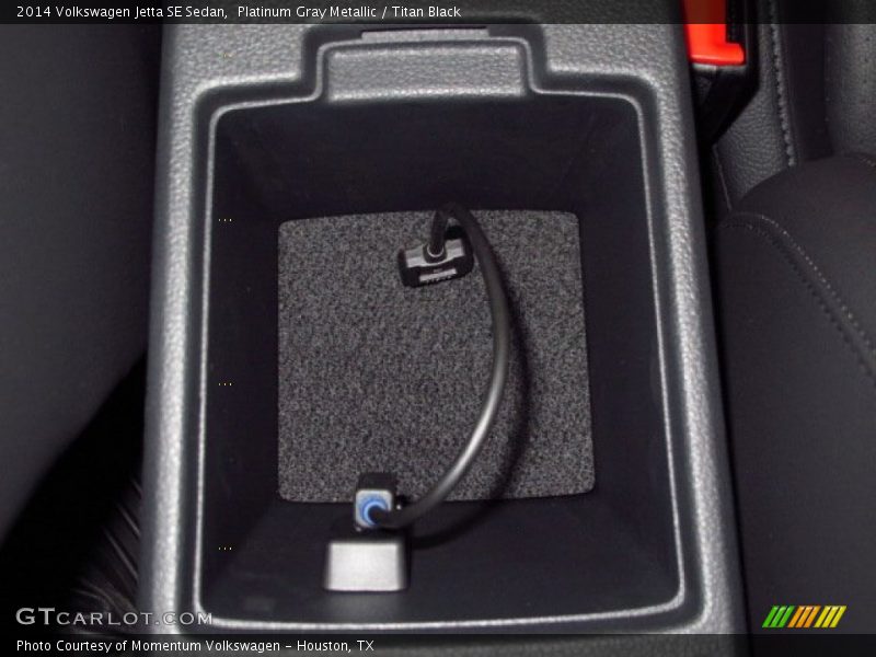 Platinum Gray Metallic / Titan Black 2014 Volkswagen Jetta SE Sedan