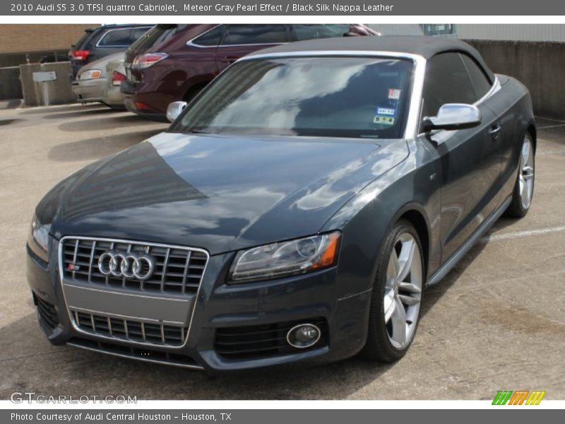 Meteor Gray Pearl Effect / Black Silk Nappa Leather 2010 Audi S5 3.0 TFSI quattro Cabriolet