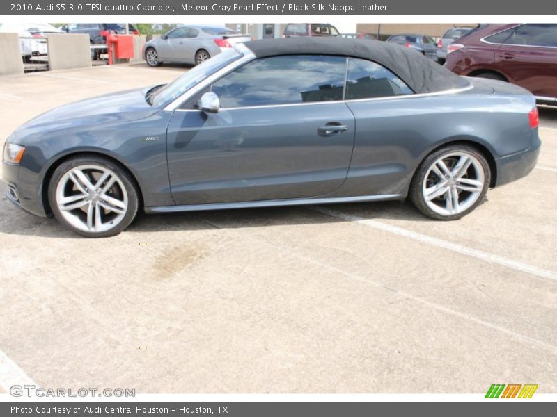 Meteor Gray Pearl Effect / Black Silk Nappa Leather 2010 Audi S5 3.0 TFSI quattro Cabriolet