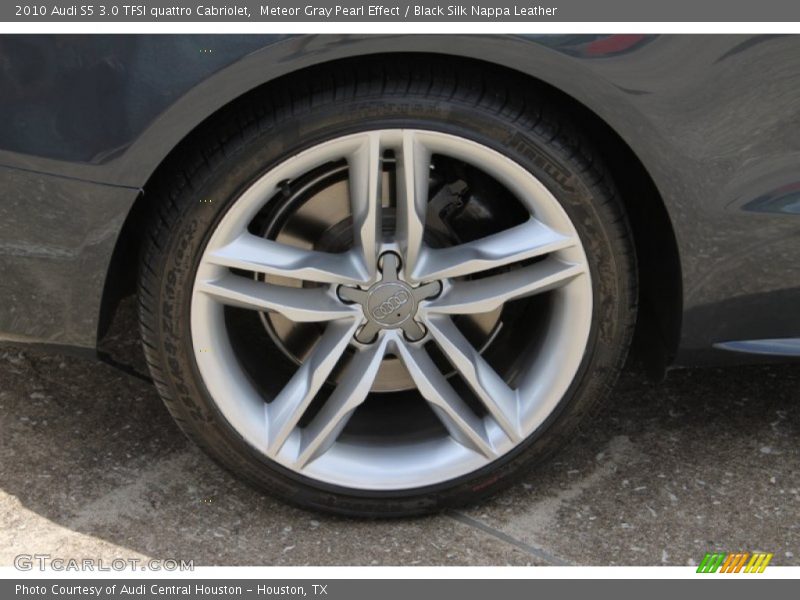 Meteor Gray Pearl Effect / Black Silk Nappa Leather 2010 Audi S5 3.0 TFSI quattro Cabriolet