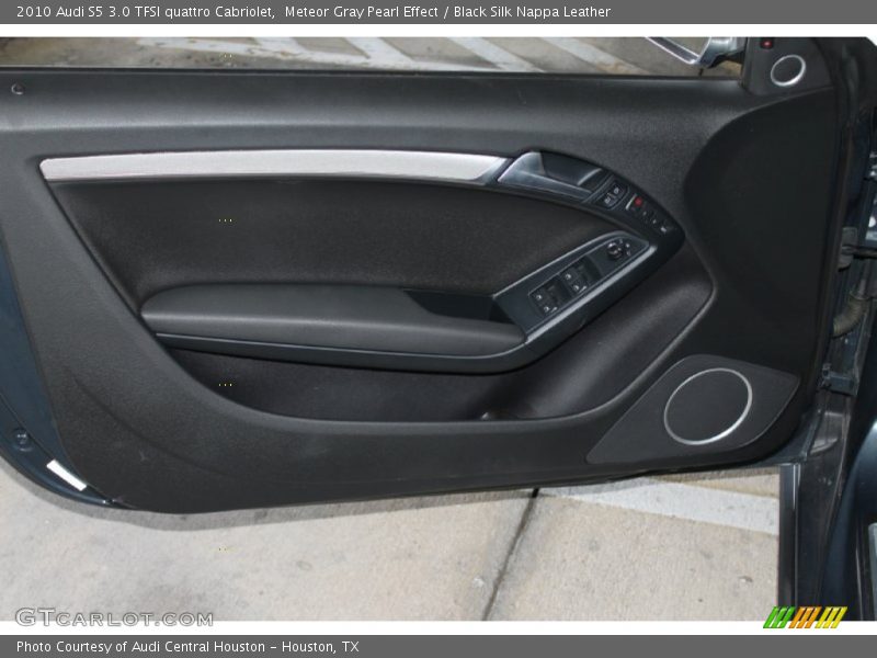 Meteor Gray Pearl Effect / Black Silk Nappa Leather 2010 Audi S5 3.0 TFSI quattro Cabriolet