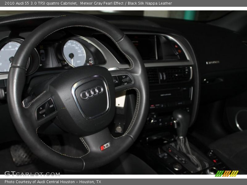 Meteor Gray Pearl Effect / Black Silk Nappa Leather 2010 Audi S5 3.0 TFSI quattro Cabriolet