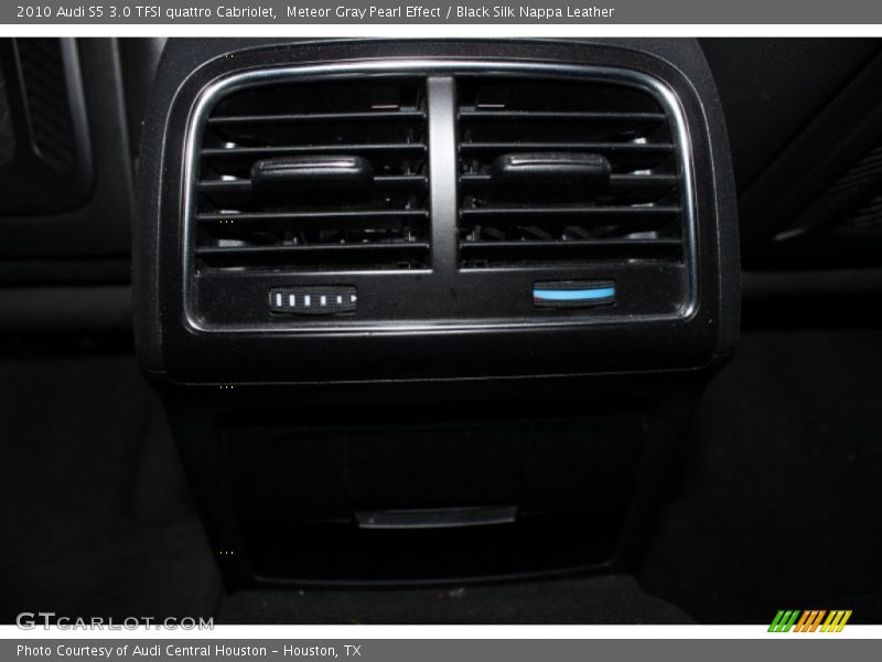 Meteor Gray Pearl Effect / Black Silk Nappa Leather 2010 Audi S5 3.0 TFSI quattro Cabriolet