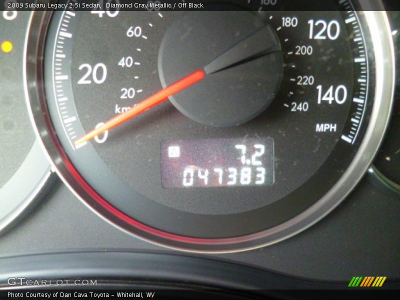 Diamond Gray Metallic / Off Black 2009 Subaru Legacy 2.5i Sedan