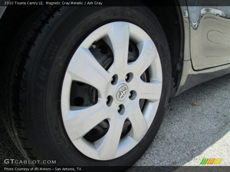 Magnetic Gray Metallic / Ash Gray 2010 Toyota Camry LE