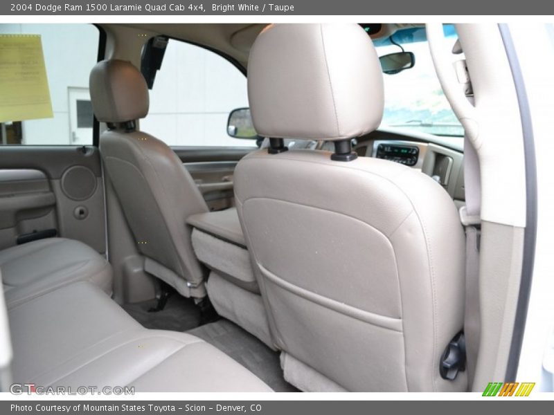 Bright White / Taupe 2004 Dodge Ram 1500 Laramie Quad Cab 4x4