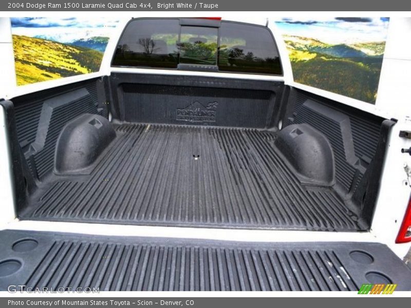 Bright White / Taupe 2004 Dodge Ram 1500 Laramie Quad Cab 4x4