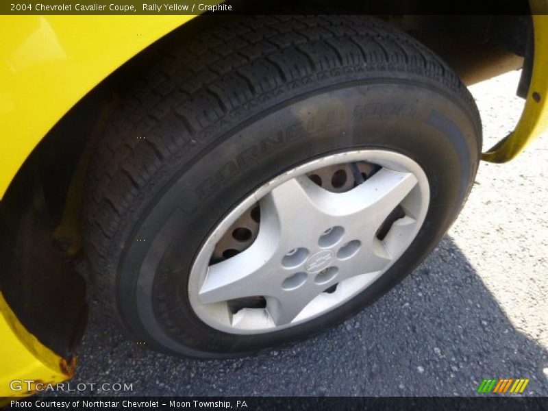 Rally Yellow / Graphite 2004 Chevrolet Cavalier Coupe