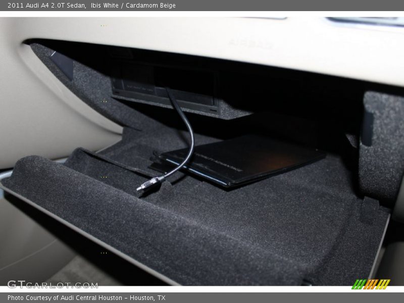 Ibis White / Cardamom Beige 2011 Audi A4 2.0T Sedan
