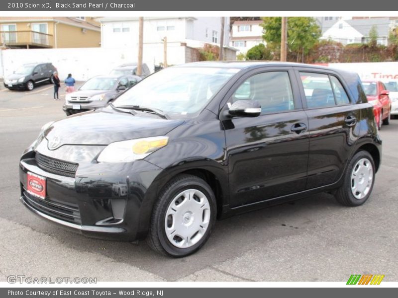 Black Sand Pearl / Charcoal 2010 Scion xD