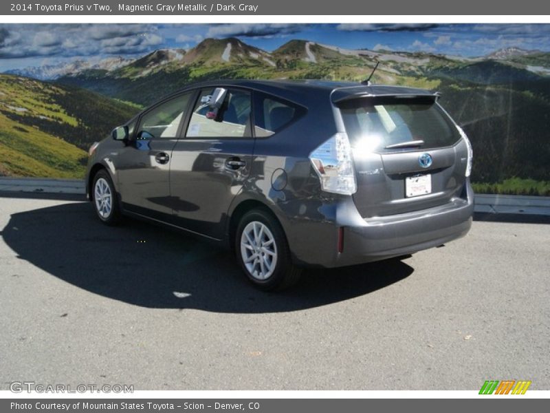 Magnetic Gray Metallic / Dark Gray 2014 Toyota Prius v Two