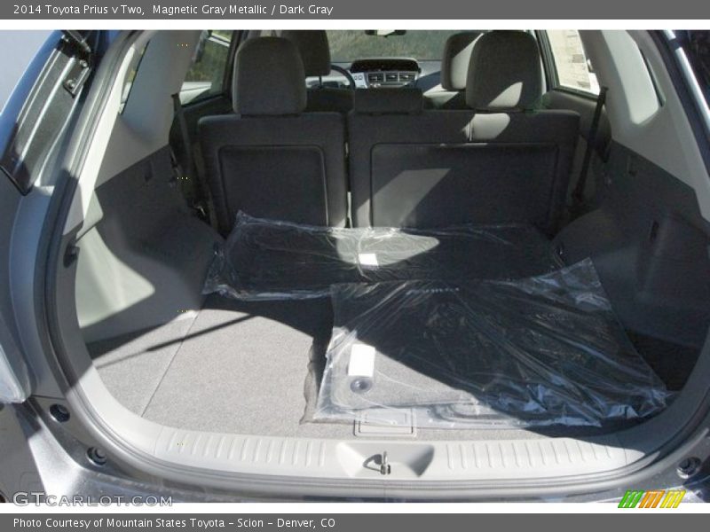 Magnetic Gray Metallic / Dark Gray 2014 Toyota Prius v Two