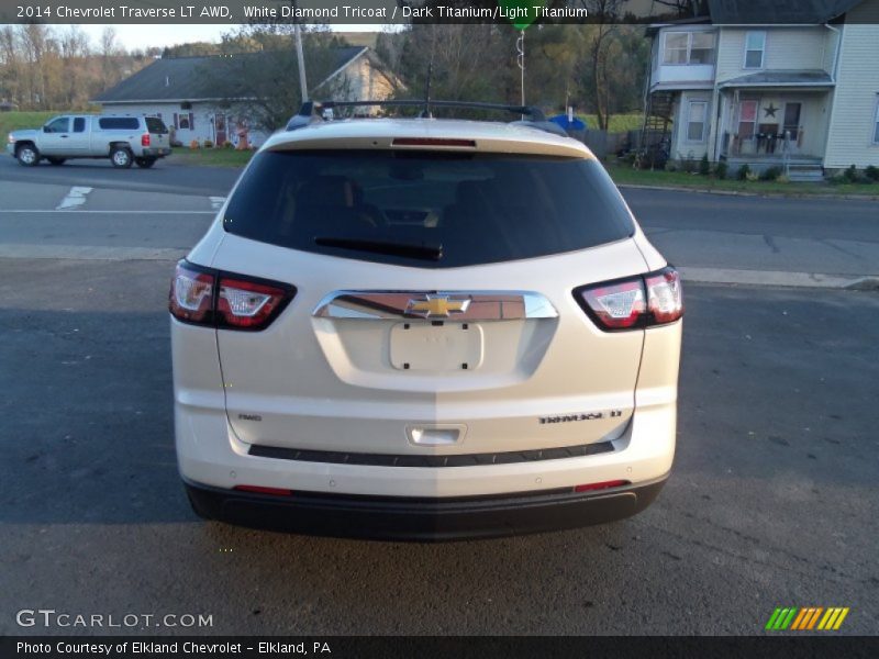 White Diamond Tricoat / Dark Titanium/Light Titanium 2014 Chevrolet Traverse LT AWD