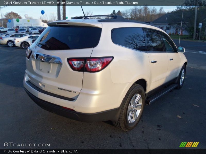 White Diamond Tricoat / Dark Titanium/Light Titanium 2014 Chevrolet Traverse LT AWD