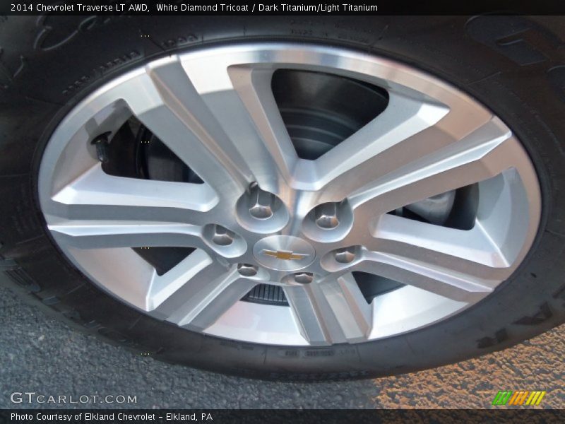 White Diamond Tricoat / Dark Titanium/Light Titanium 2014 Chevrolet Traverse LT AWD
