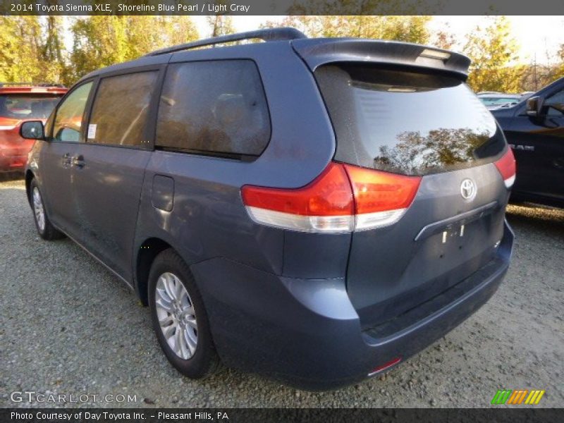Shoreline Blue Pearl / Light Gray 2014 Toyota Sienna XLE