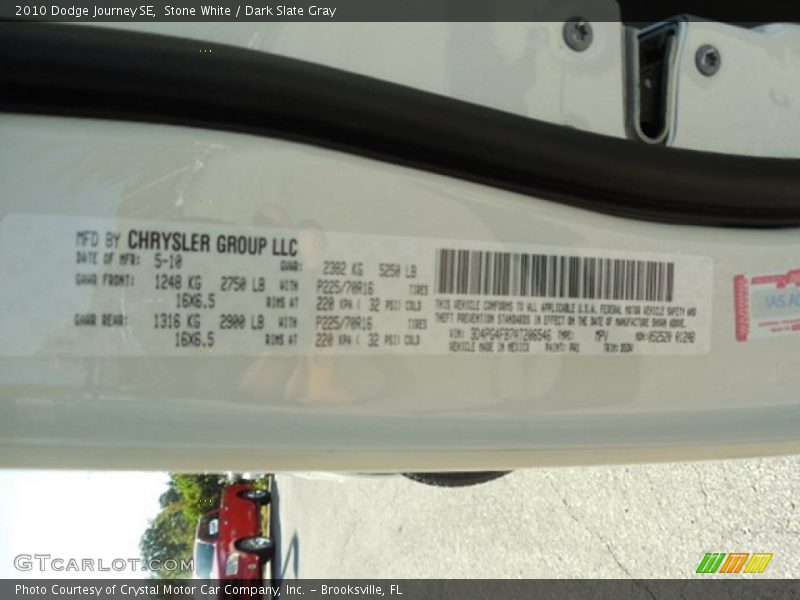 Stone White / Dark Slate Gray 2010 Dodge Journey SE