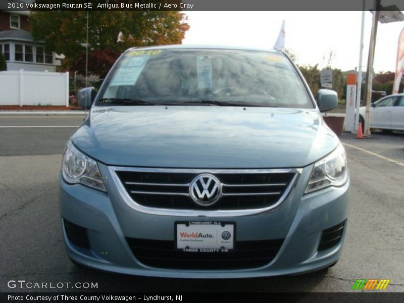 Antigua Blue Metallic / Aero Gray 2010 Volkswagen Routan SE