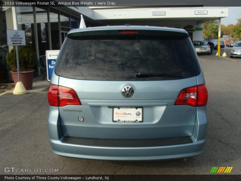Antigua Blue Metallic / Aero Gray 2010 Volkswagen Routan SE