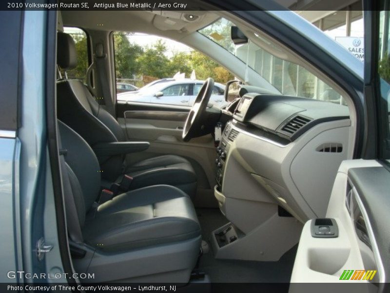 Antigua Blue Metallic / Aero Gray 2010 Volkswagen Routan SE