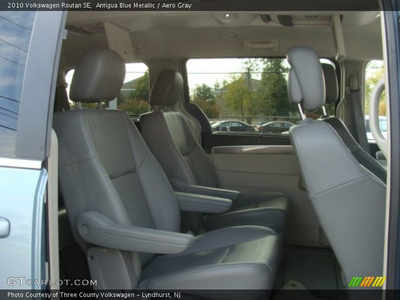 Antigua Blue Metallic / Aero Gray 2010 Volkswagen Routan SE