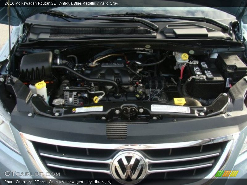 Antigua Blue Metallic / Aero Gray 2010 Volkswagen Routan SE