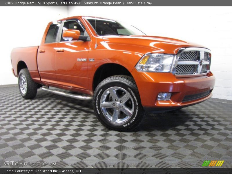 Sunburst Orange Pearl / Dark Slate Gray 2009 Dodge Ram 1500 Sport Quad Cab 4x4
