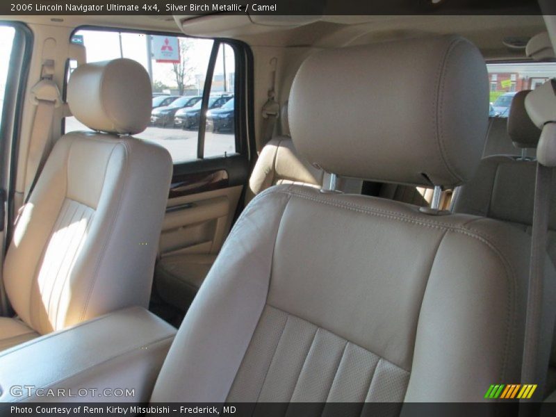 Silver Birch Metallic / Camel 2006 Lincoln Navigator Ultimate 4x4