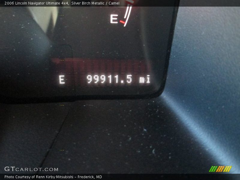 Silver Birch Metallic / Camel 2006 Lincoln Navigator Ultimate 4x4