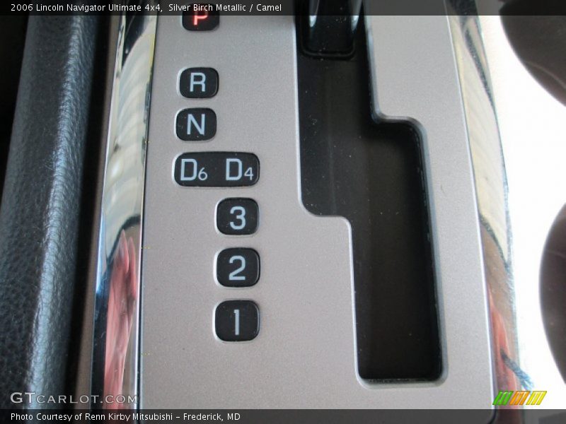 Silver Birch Metallic / Camel 2006 Lincoln Navigator Ultimate 4x4