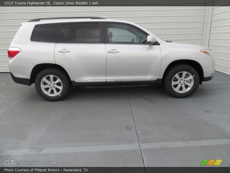 Classic Silver Metallic / Ash 2013 Toyota Highlander SE