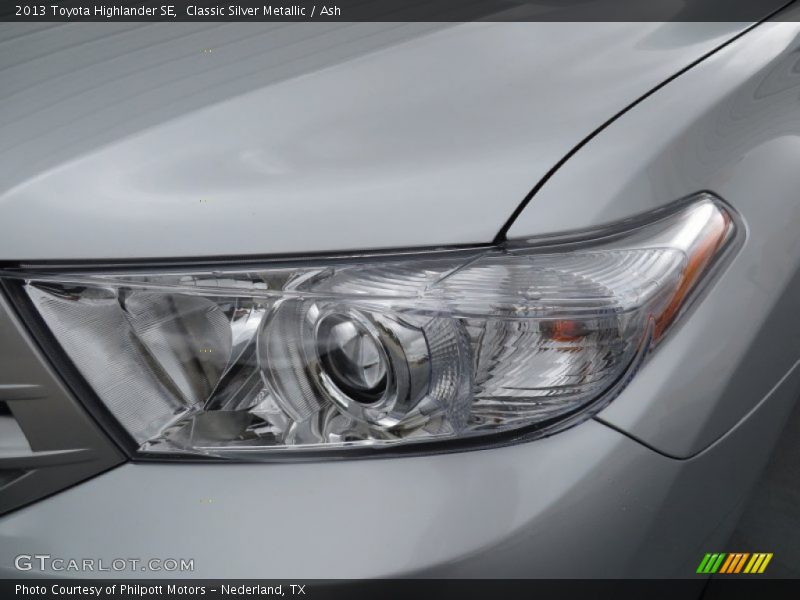 Classic Silver Metallic / Ash 2013 Toyota Highlander SE