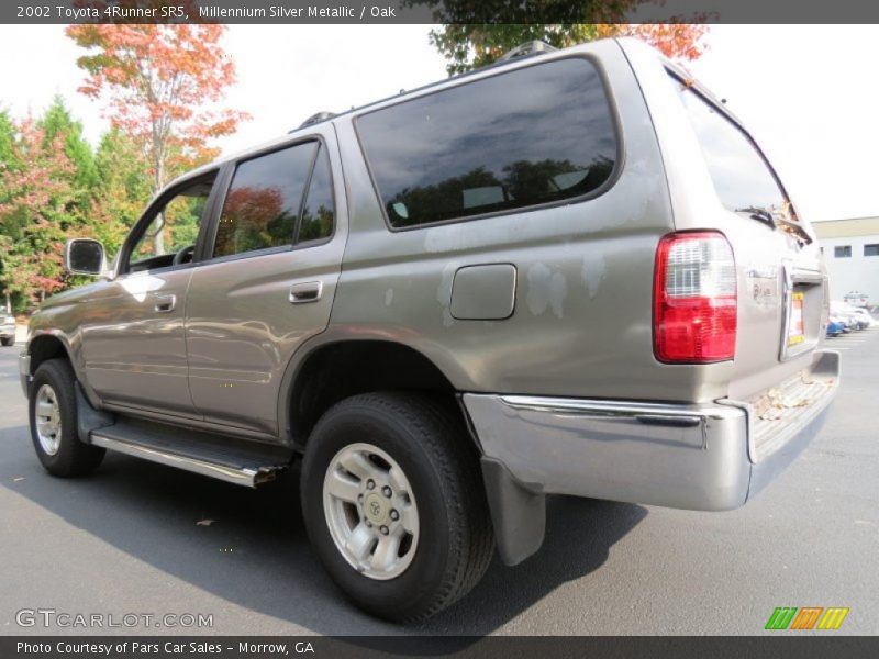 Millennium Silver Metallic / Oak 2002 Toyota 4Runner SR5