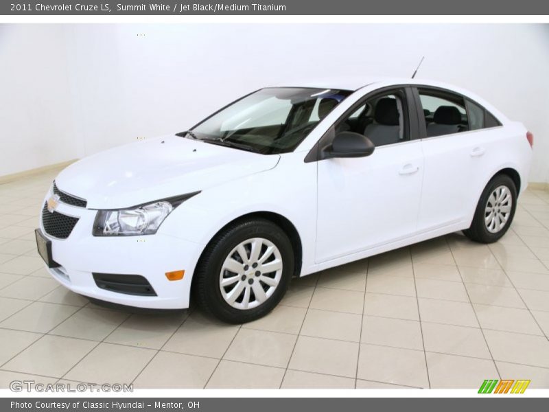Summit White / Jet Black/Medium Titanium 2011 Chevrolet Cruze LS