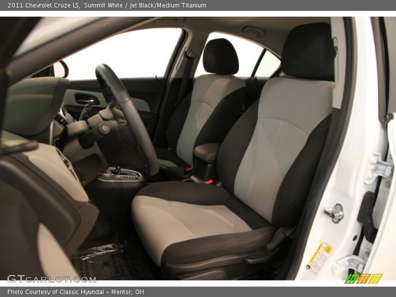 Summit White / Jet Black/Medium Titanium 2011 Chevrolet Cruze LS