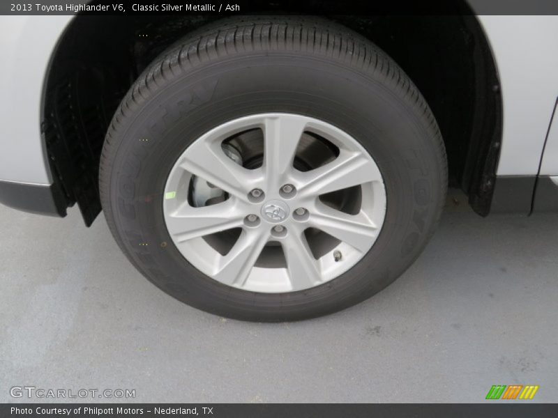 Classic Silver Metallic / Ash 2013 Toyota Highlander V6