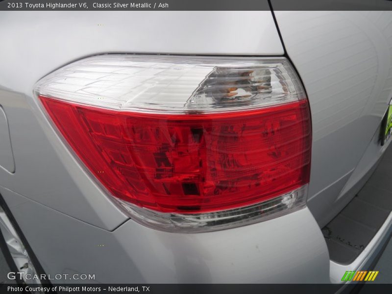 Classic Silver Metallic / Ash 2013 Toyota Highlander V6