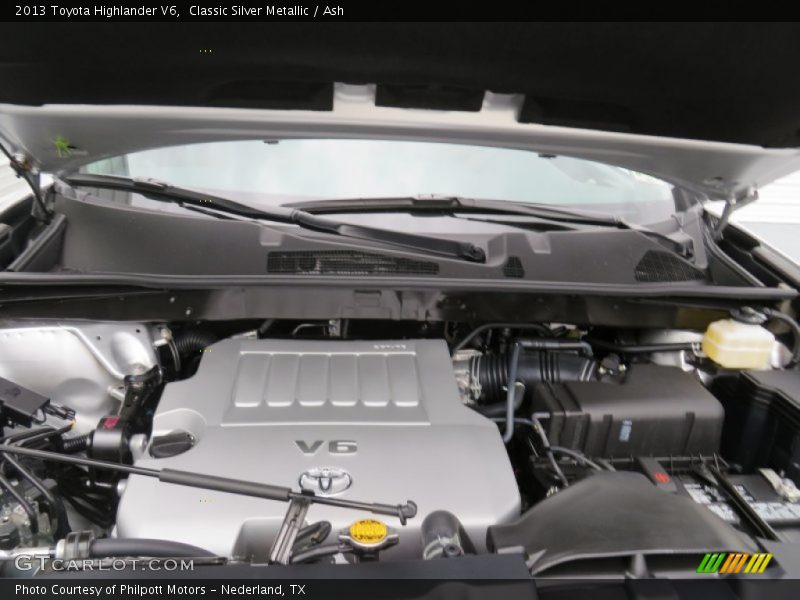 Classic Silver Metallic / Ash 2013 Toyota Highlander V6