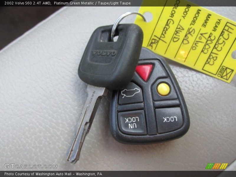 Platinum Green Metallic / Taupe/Light Taupe 2002 Volvo S60 2.4T AWD