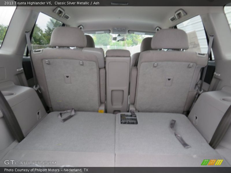 Classic Silver Metallic / Ash 2013 Toyota Highlander V6