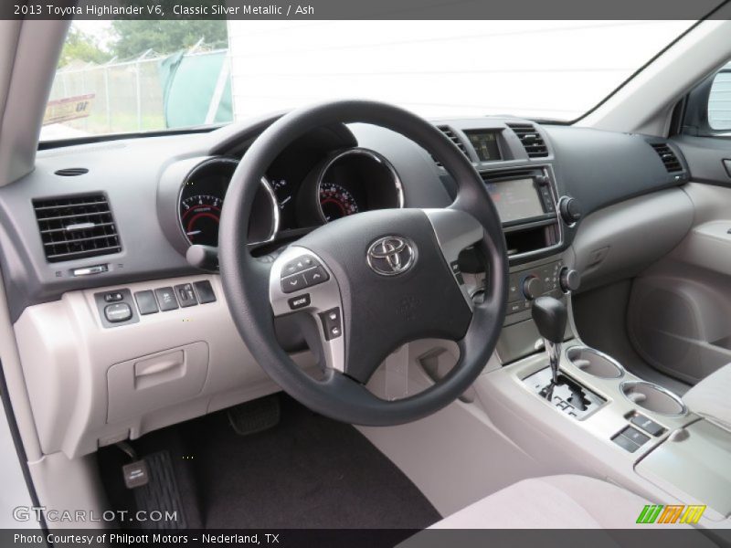 Classic Silver Metallic / Ash 2013 Toyota Highlander V6