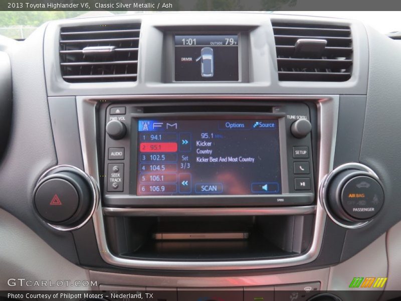 Classic Silver Metallic / Ash 2013 Toyota Highlander V6