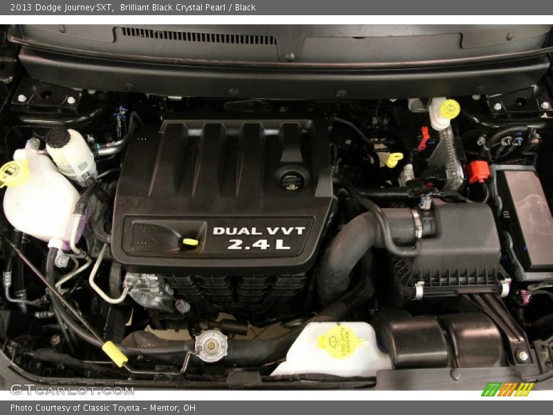 Brilliant Black Crystal Pearl / Black 2013 Dodge Journey SXT