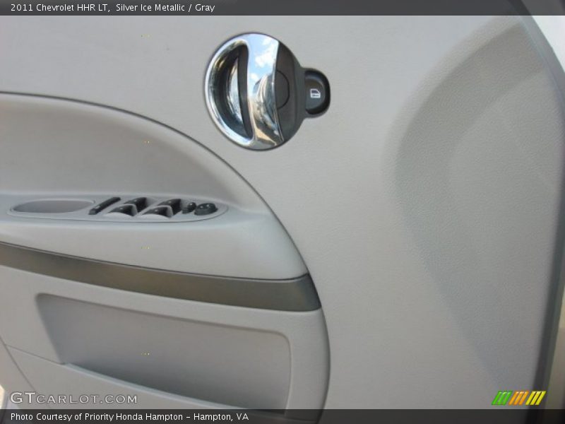 Silver Ice Metallic / Gray 2011 Chevrolet HHR LT
