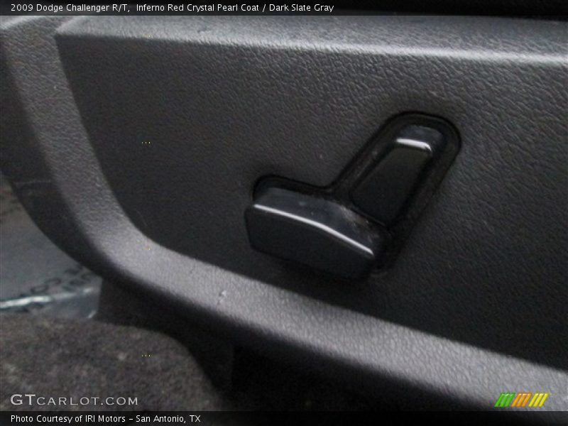Inferno Red Crystal Pearl Coat / Dark Slate Gray 2009 Dodge Challenger R/T