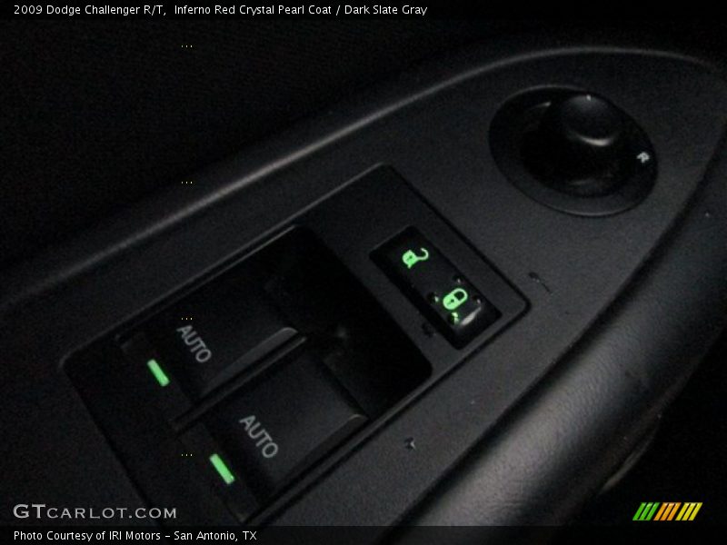 Inferno Red Crystal Pearl Coat / Dark Slate Gray 2009 Dodge Challenger R/T