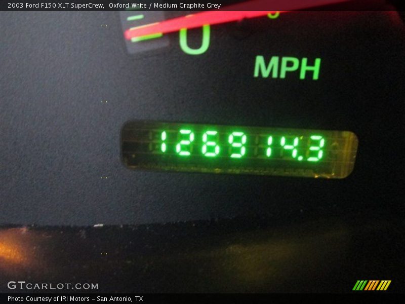 Oxford White / Medium Graphite Grey 2003 Ford F150 XLT SuperCrew